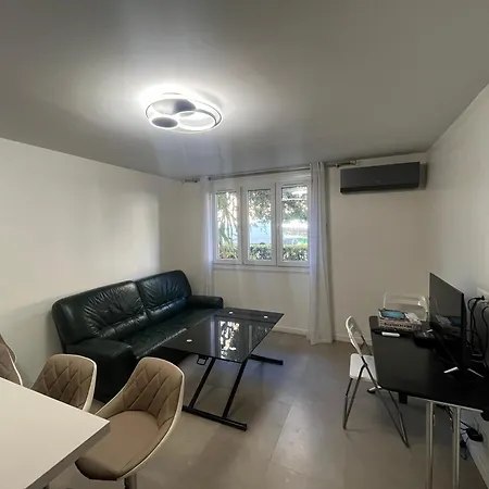 Port Lympia - Grand 2 Pieces Confort Apartment Nizza