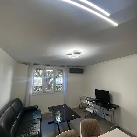 Port Lympia - Grand 2 Pieces Confort Apartment *