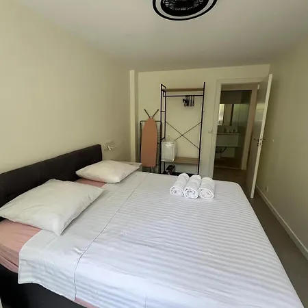 Port Lympia - Grand 2 Pieces Confort * ニース